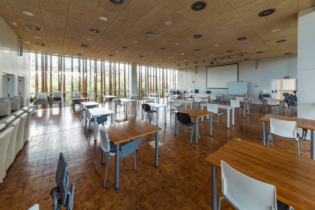 Salón de actos Bioclimático