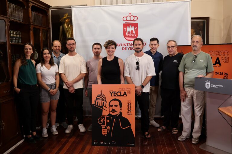 festival yecla en corto foto de grupo